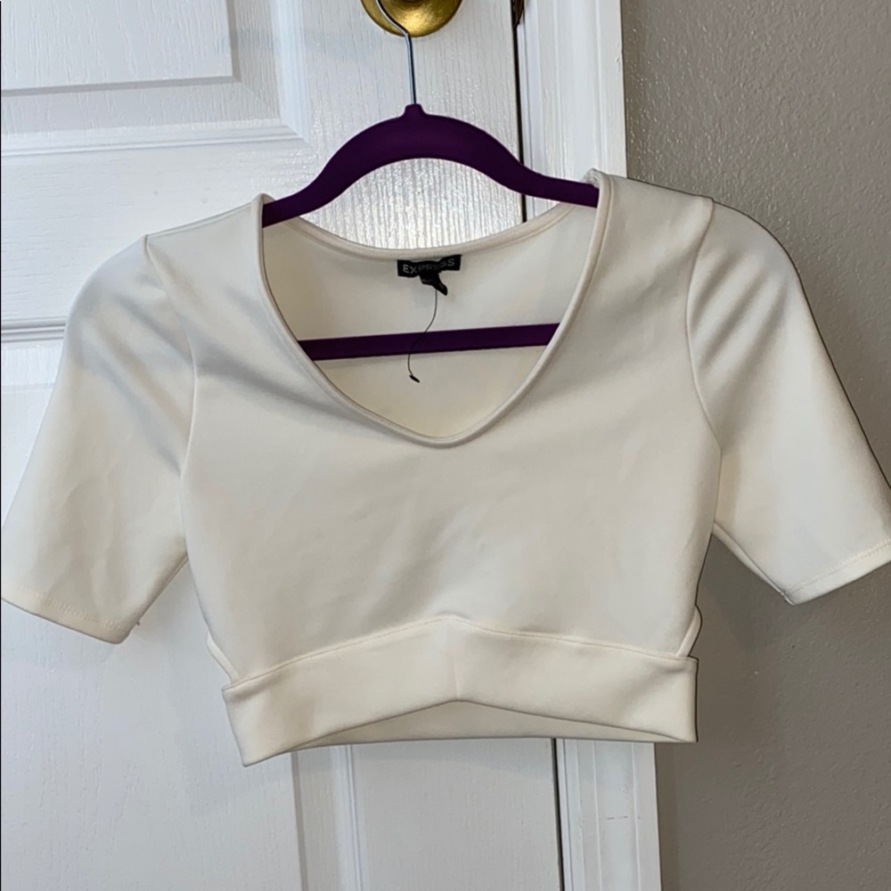 Express Crop-Top